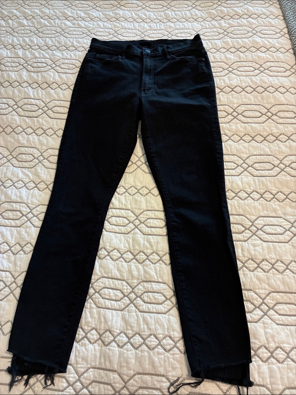 NWOT !! MOTHER Black Skinny Jeans with Raw Hem